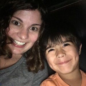 Meet your Posher, Kayla